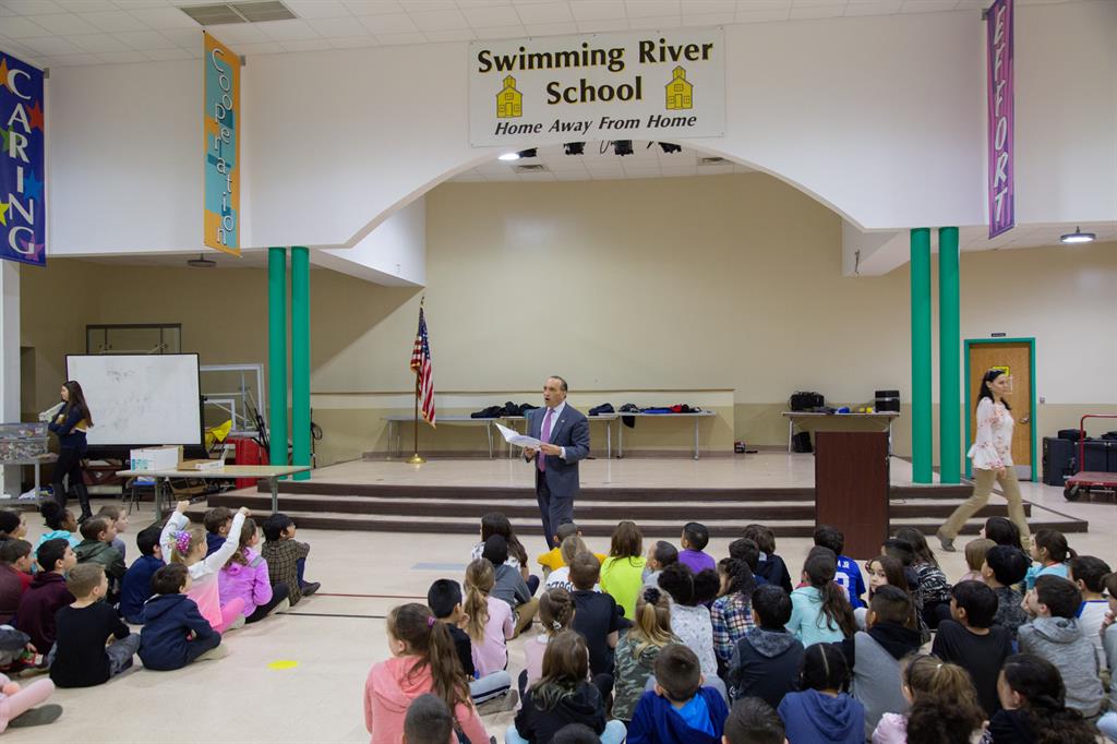 Public Information Press Release Freeholder Director introduces
